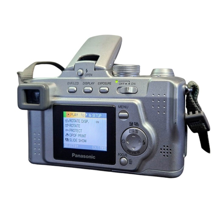 Panasonic LUMIX DMC-FZ4