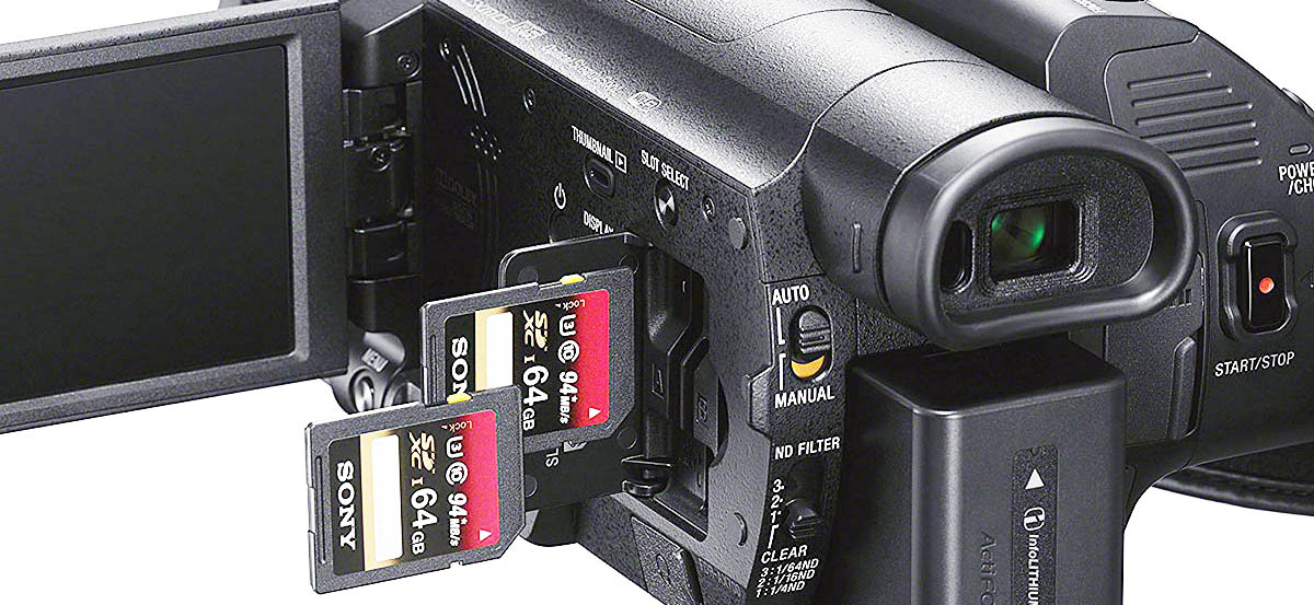 Videokamera Sony FDR-AX700 - DVA SLOTY na karty Videokamera Sony FDR-AX700 - DVA SLOTY na karty