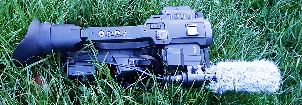 Videokamera Panasonic HC-X1 po natáčení Dronu DJI Videokamera Panasonic HC-X1 po natáčení Dronu DJI