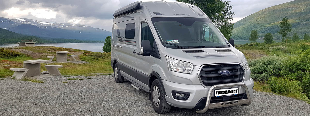 Ford Randger Karmann Dexter 4x4 na jedné z pauziček Ford Randger Karmann Dexter 4x4 na jedné z pauziček